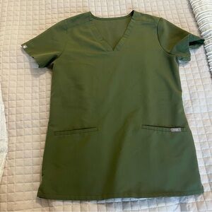 Figs Three Pocket Casma Scrub Top